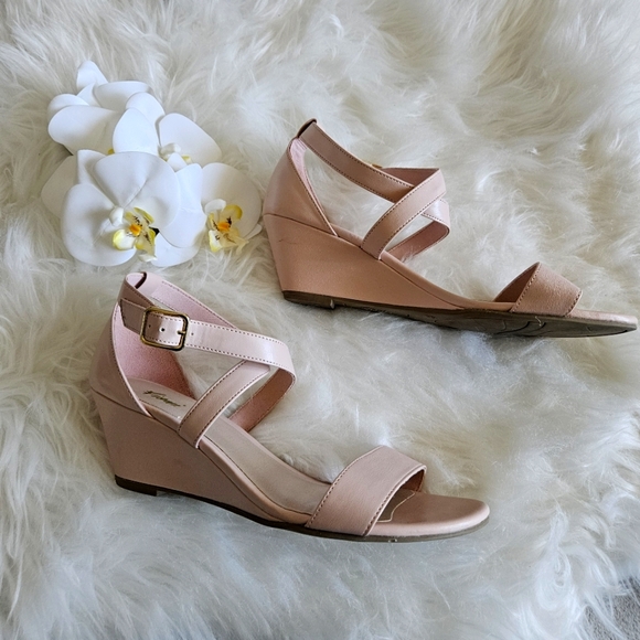 Women pink wedge sandal - Picture 2 of 8
